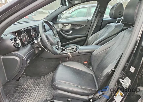 2017 Mercedes-Benz E 300 4Matic из США, поврежденный, VIN WDDZF4KB9HA014096